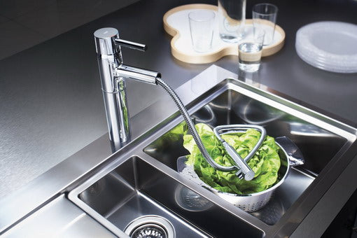 Baterie bucatarie cu dus Grohe Essence-32171000