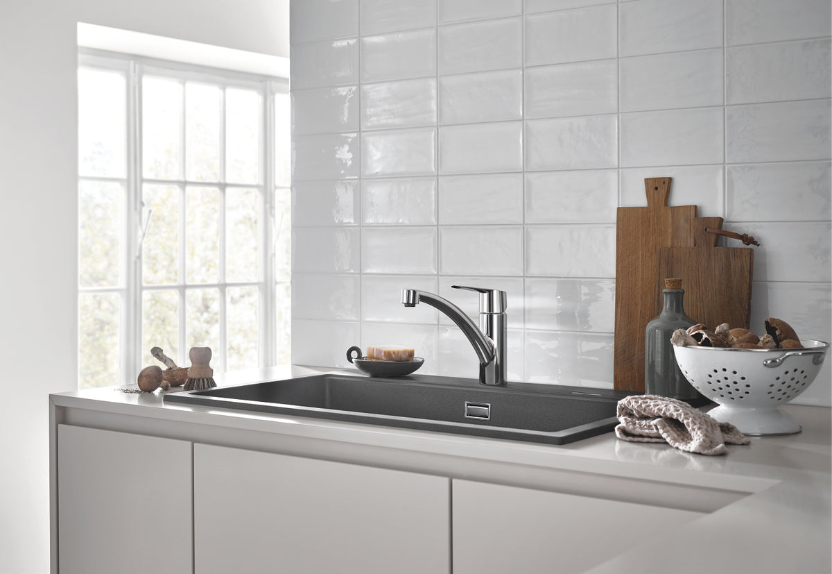 Baterie bucatarie Grohe Start, pipa medie, pivotanta, crom, furtunuri flexibile,model 2022-30530002